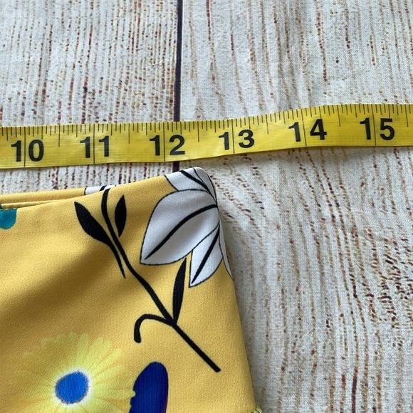 Zyia reflective Light n Tight leggings Yellow floral print Mesh detail Size 6-8 - Picture 4 of 10